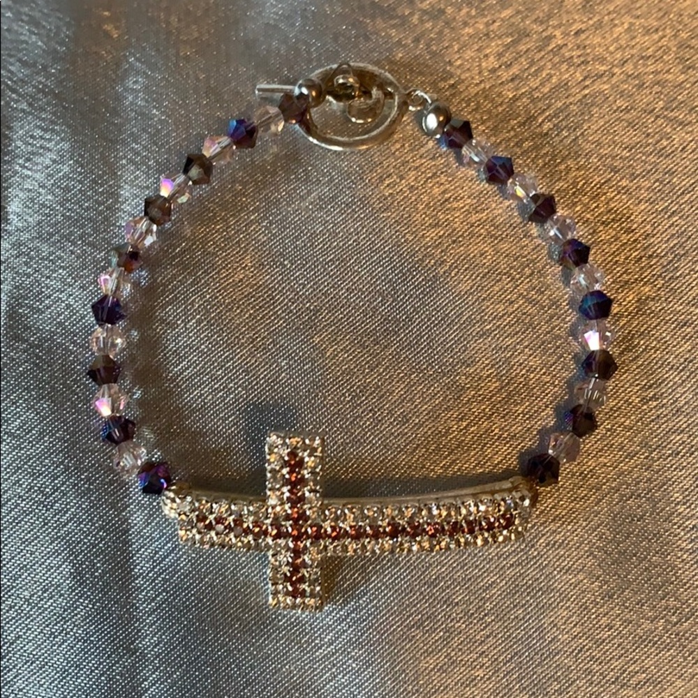 Delicate side cross ✝️ bracelet